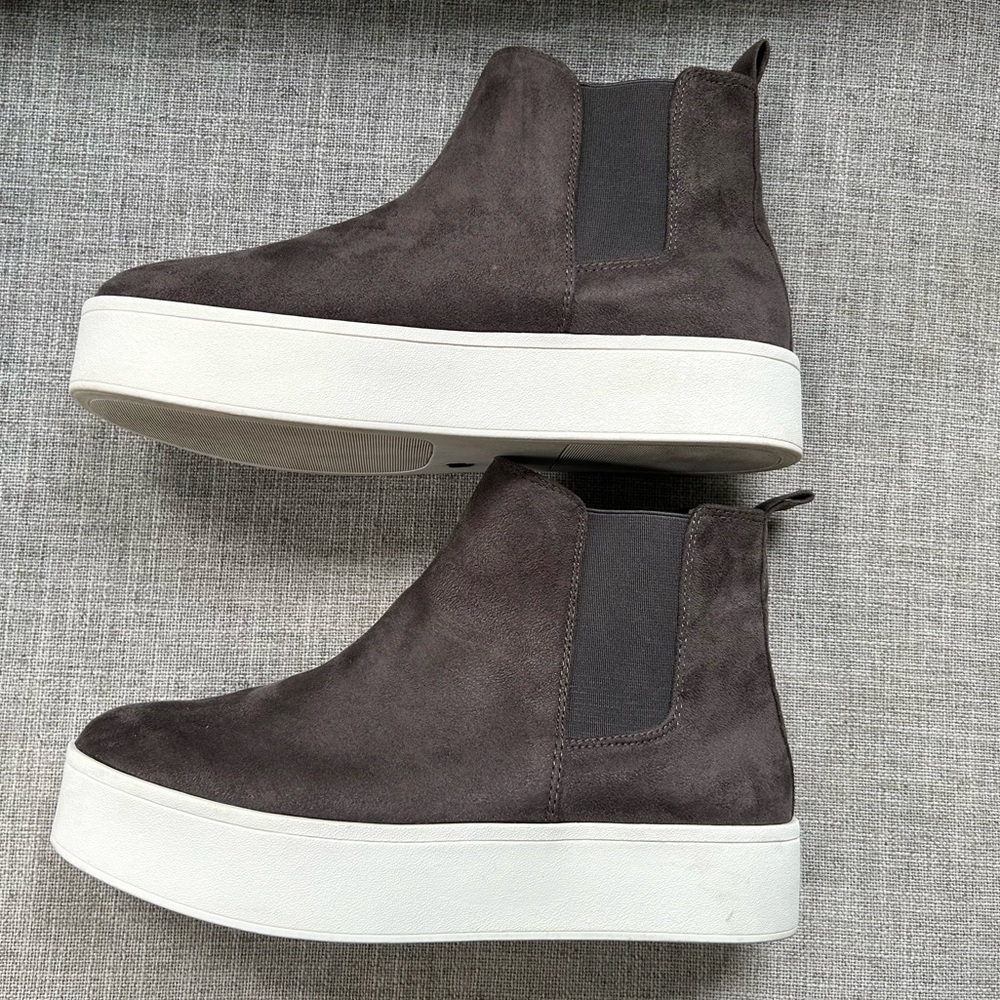 Steve Madden Fuse Black Microsuede Fashion Sneaker Women's Size 8.5M